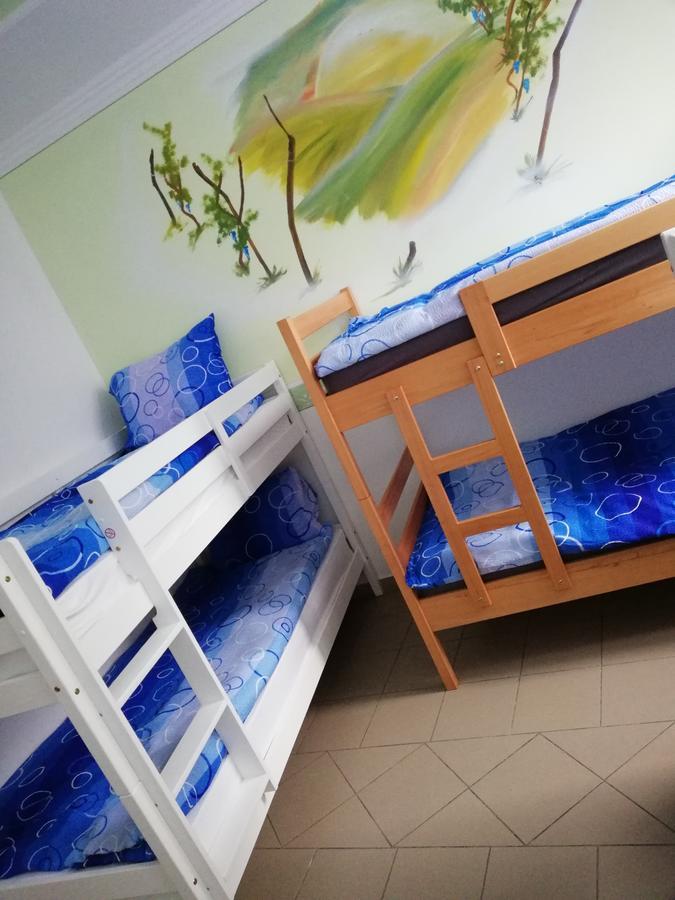 Guesthouse Prenocisca Sirec プトゥイ エクステリア 写真