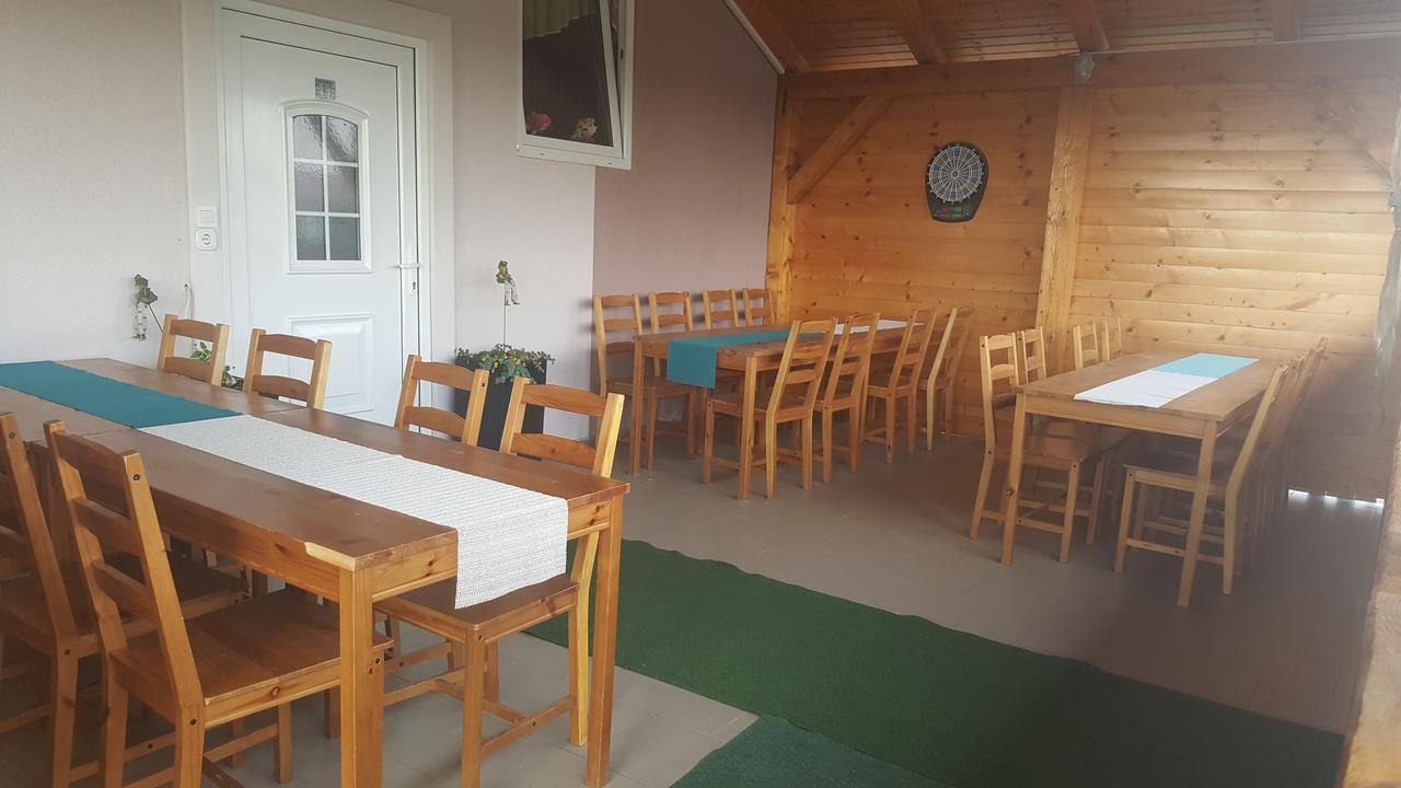Guesthouse Prenocisca Sirec プトゥイ エクステリア 写真